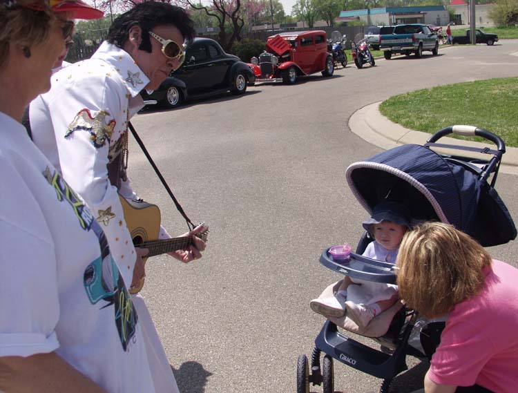 It's Elvis & Friends