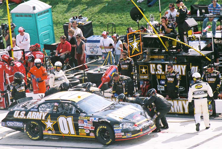 06 Chevy Monte Carlo U.S. Army 01