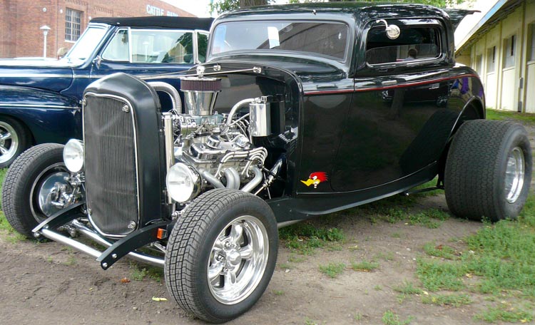 32 Ford Hiboy Chopped 3W Coupe