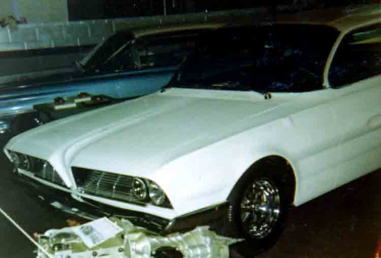 61 Pontiac 2dr Sedan
